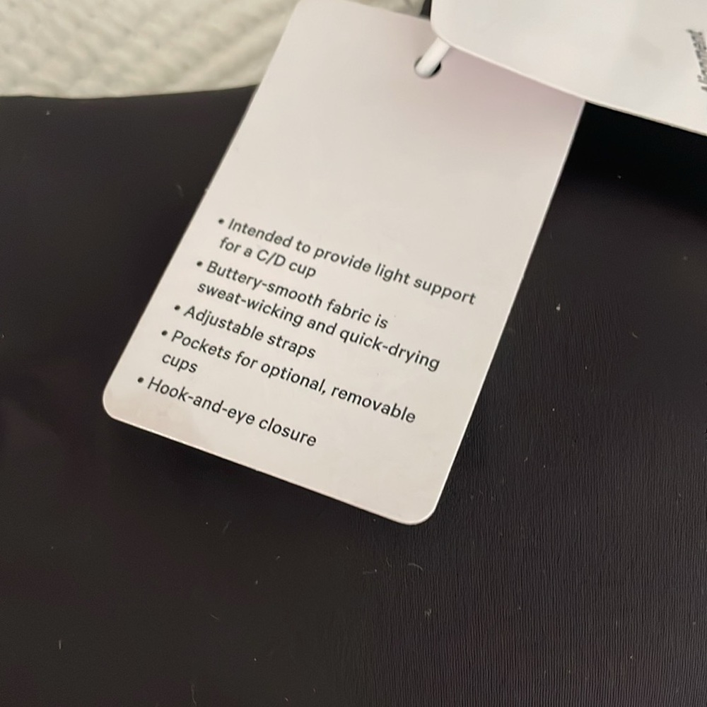 Lululemon bra - Picture 3 of 4